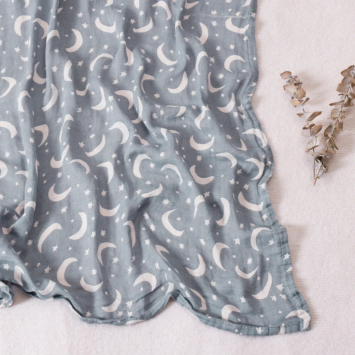 Elinfant 120x110cm Bamboo Cotton Baby Muslin Swaddle Blanket Cute Soft Print Baby Towel Wrap