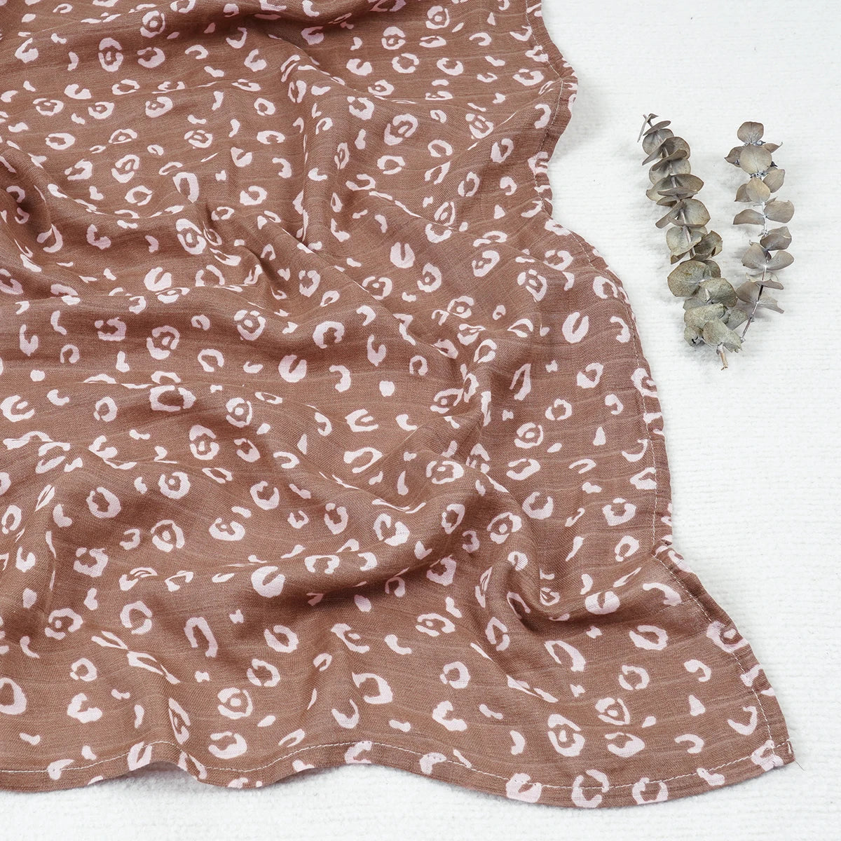 Elinfant 120x110cm Bamboo Cotton Baby Muslin Swaddle Blanket Cute Soft Print Baby Towel Wrap